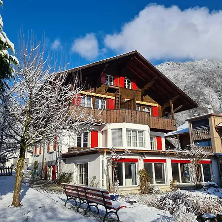 Adventure Interlaken Bed and Breakfast 3*