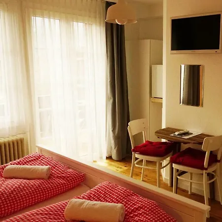 Adventure Interlaken Bed and Breakfast 3*