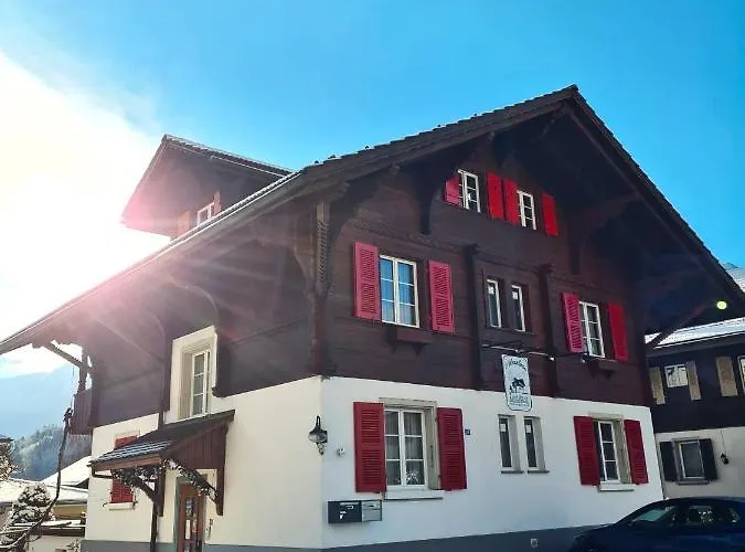 فندق مبيت وإفطار Adventure Interlaken 3*