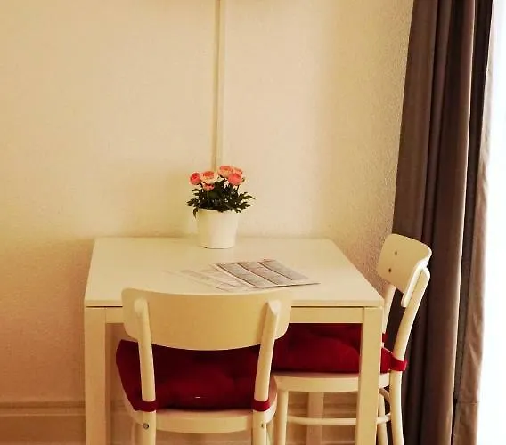 Adventure Interlaken Bed & Breakfast Unterseen